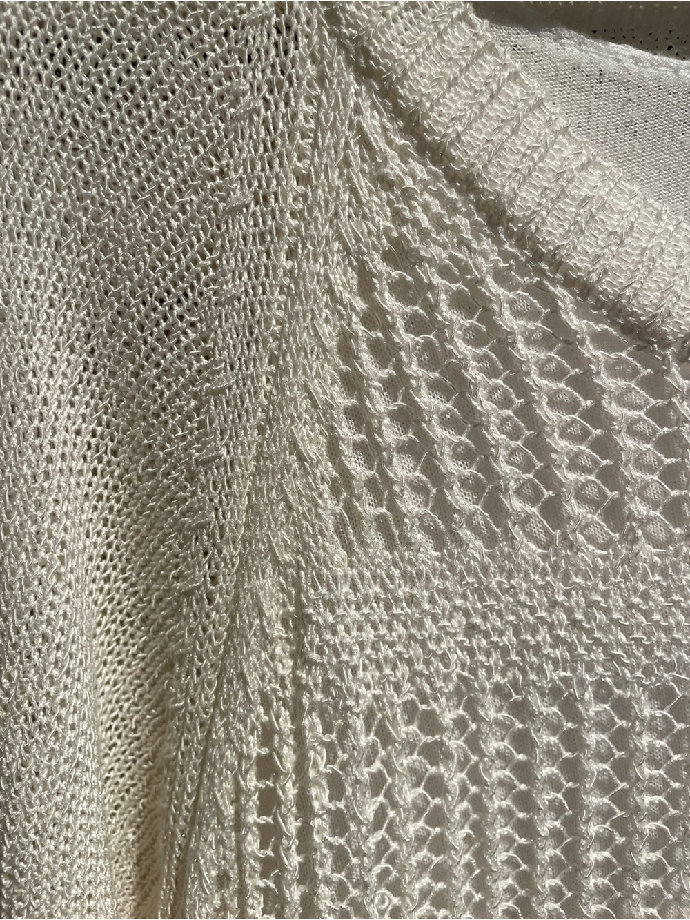 Laura -Lightweight Cream Open-Knit Lined Scoop Neck Sweater - SzS - Picture 13 of 13